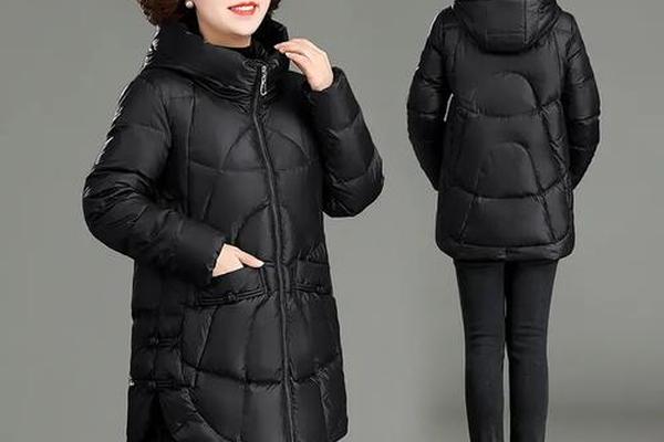 50岁女士穿羽绒服颜色;五十岁适合什么颜色羽绒服