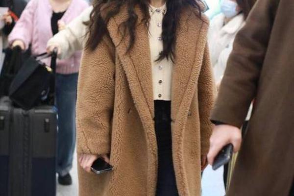明星冬天搭配衣服图片—女明星冬季穿搭图片