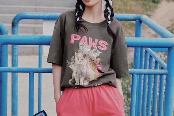 女明星的夏季穿搭推荐—夏天穿搭女图片欣赏