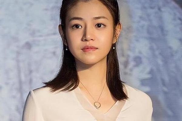 圆脸女星都有谁啊、圆脸美女明星图片