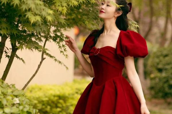 女明星小个子穿搭 155矮个子明星穿搭