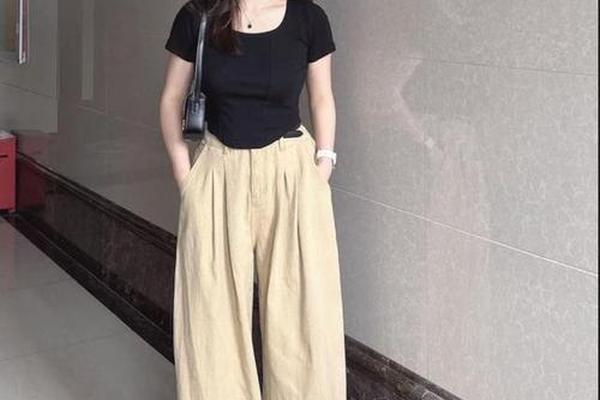 上窄下宽穿衣打扮_肩宽胯宽穿衣打扮图片