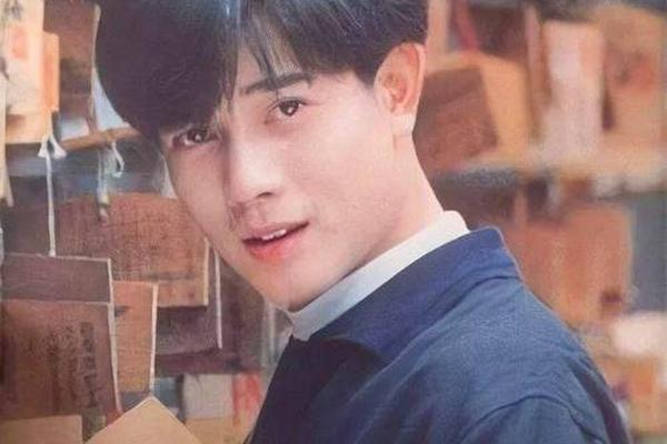 80年代的明星发型,80年代男士发型
