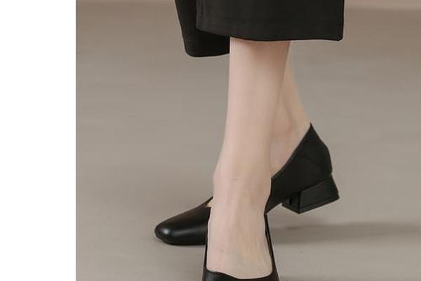 公务员面试鞋子有讲究吗、公务员面试女生穿什么鞋子