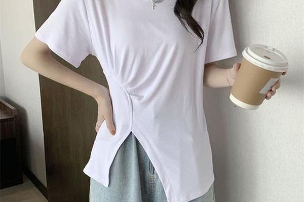 穿衣服的相片-服装照片大全图片