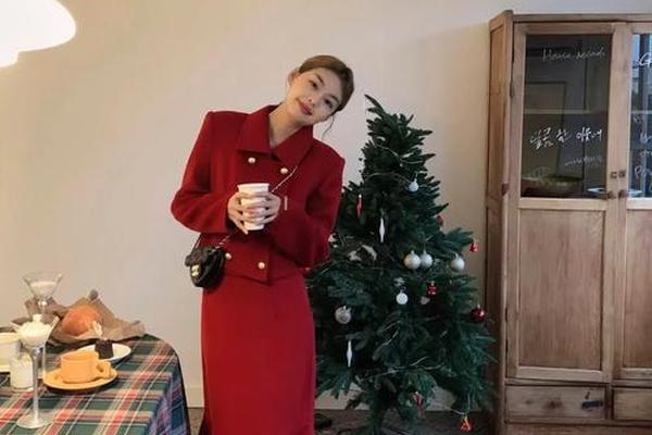 适合约会的衣服、约会穿红色衣服好吗