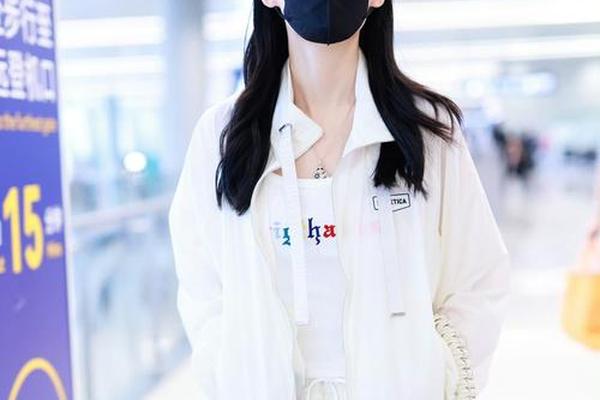 明星最新机场照_为什么明星都拍机场照