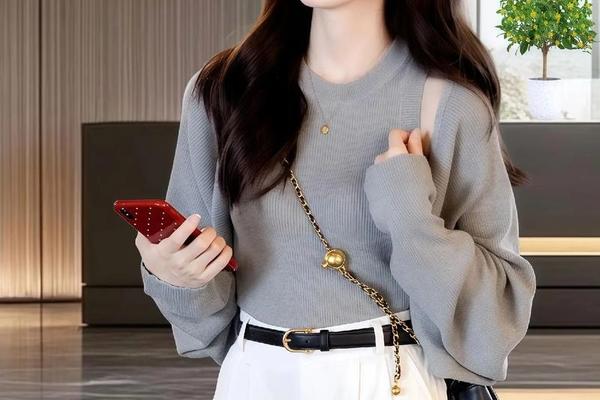 小个子明星穿衣搭配图片—适合小个子的穿搭