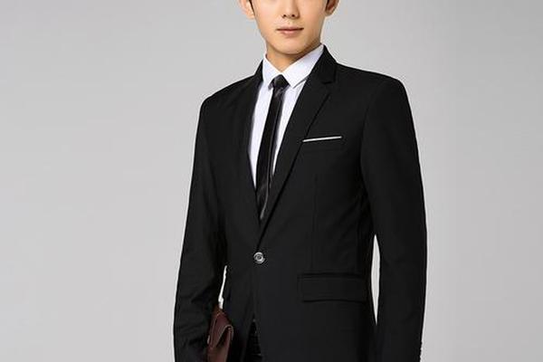 公务员正装男照片上班图片;公务员男服装图片