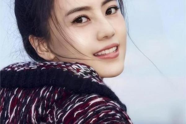 圆脸可爱女演员图片 公认的圆脸女神是谁