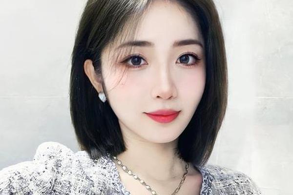 圆脸美女适合什么发型-大圆脸适合的发型图片