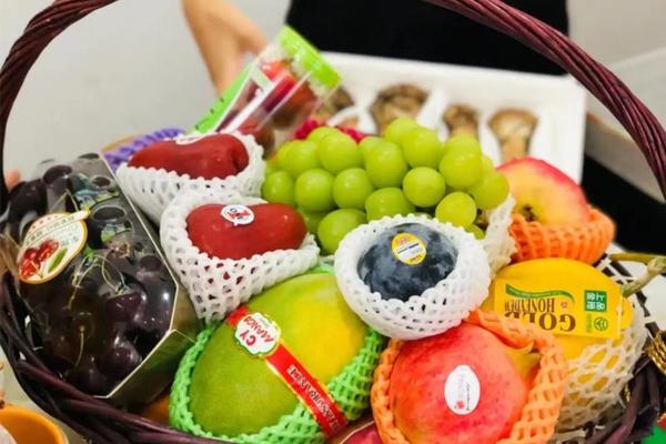果篮水果搭配图片;水果篮图片大全