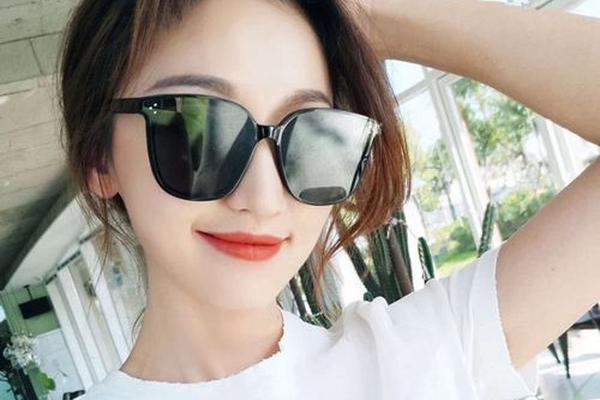 圆脸抖音网红 圆脸网红