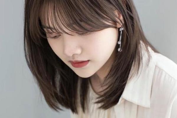 圆脸御姐范儿发型教程视频_最适合圆脸女生的发型