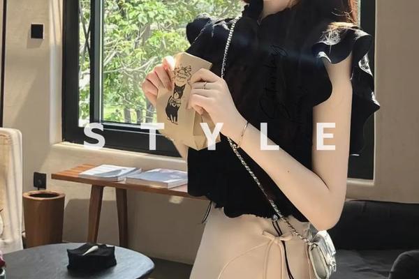 女孩子约会穿什么衣服-约会适合穿什么衣服