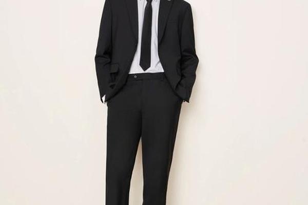 公务员面试服装男生—公务员面试鞋子大忌