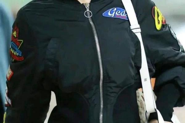 明星最新机场照_为什么明星都拍机场照