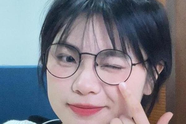 圆脸萌妹子_方大同圆脸萌妹