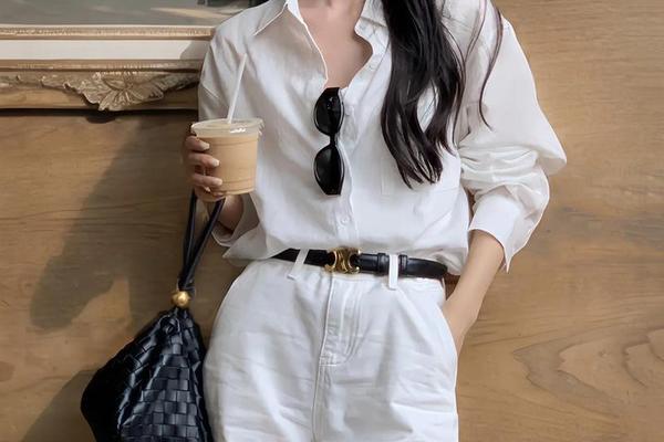 女生约会穿搭夏季图片、女生夏天穿搭图片大全