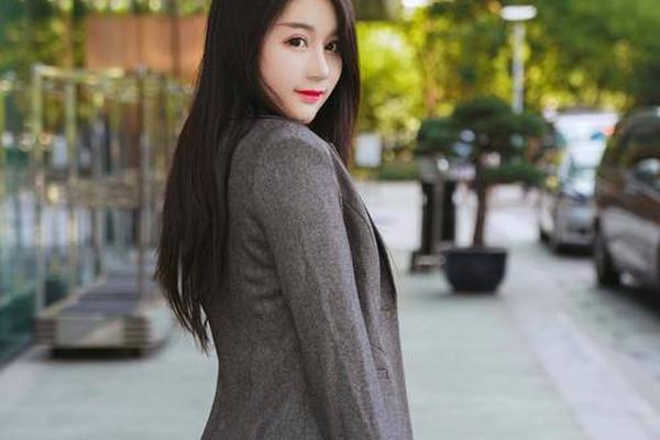 女人上身短下身长什么命 佛说皮肤白的女人