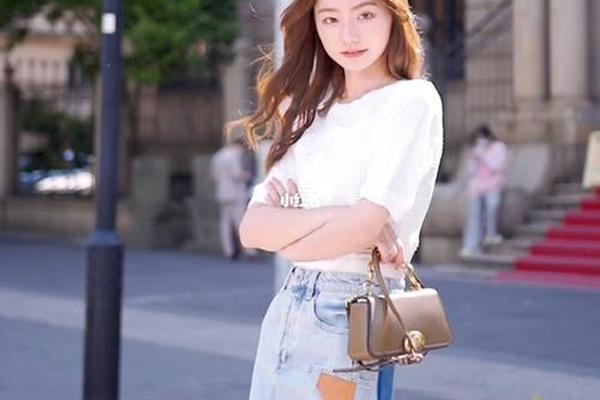 明星夏天穿搭街拍图片(夏天穿搭女图片欣赏)