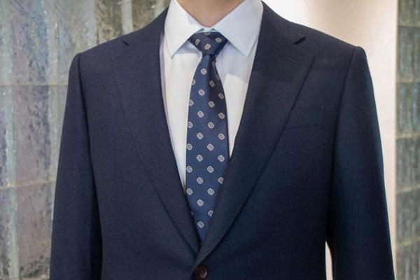 公务员面试服装男生要打领带吗—公务员面试服装男生搭配技巧