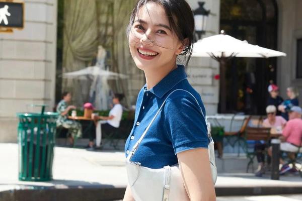 矮个女星街拍_高圆圆街拍
