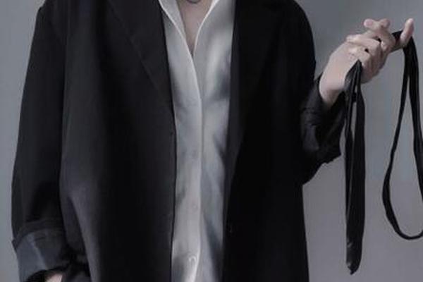 约会穿搭图片男生头像高清;社会男穿搭图片大全