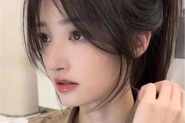 小圆脸女生适合的刘海-刘海发型图片女