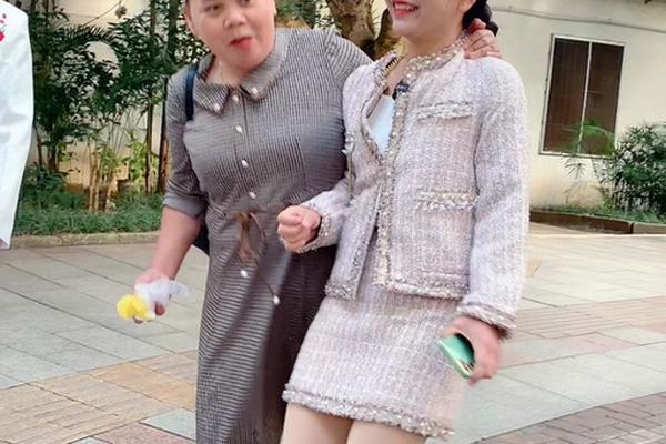 圆脸妹得得多少岁了_圆脸瘦下来还是圆脸吗
