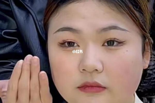 圆脸的苦恼_圆脸是不是很丑