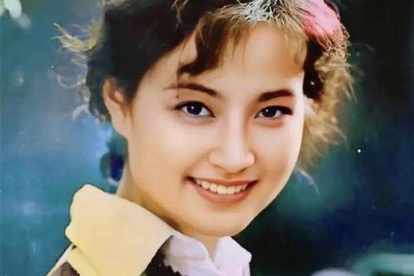 80年代最美女明星排行榜_80年代大陆女明星名单
