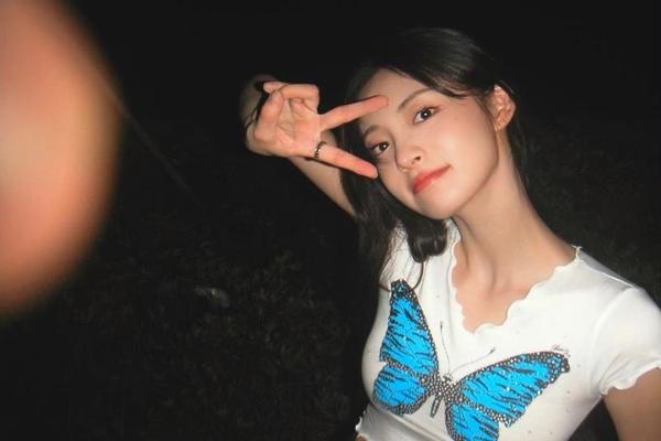 女明星夏季日常穿搭图片欣赏-女明星高清图片大全图
