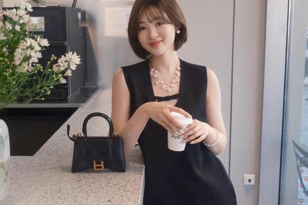 穿衣搭配图片女短发大全-短发女生衣服搭配图片