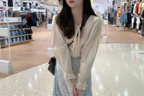 约会穿衣风格有哪些特点、好嫁风穿衣风格