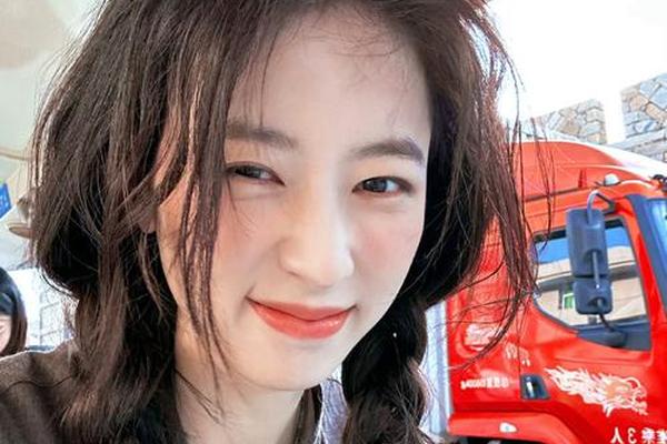明星穿搭图片女真人头像 女明星图片大全女生头像