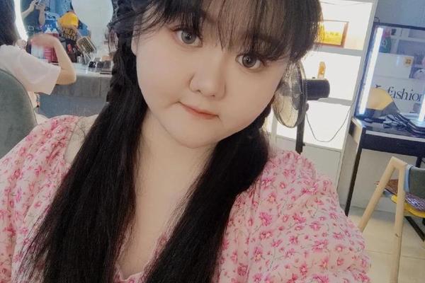 圆脸才是王道图片(大圆脸照片)