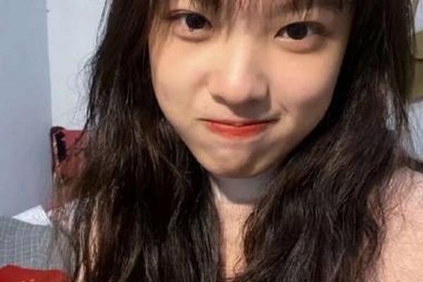 圆脸小姐姐头像图片真人、网图小姐姐头像真人