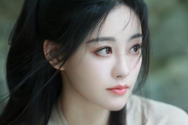明星最美穿搭图片;穿汉服最美的明星 明星最美穿搭图片;穿汉服最美的明星