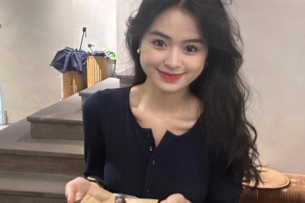 圆脸穿搭博主—圆脸适合什么穿搭风格