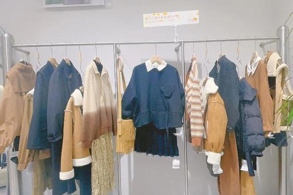 女装陈列讲解文案-服装陈列文案怎么写