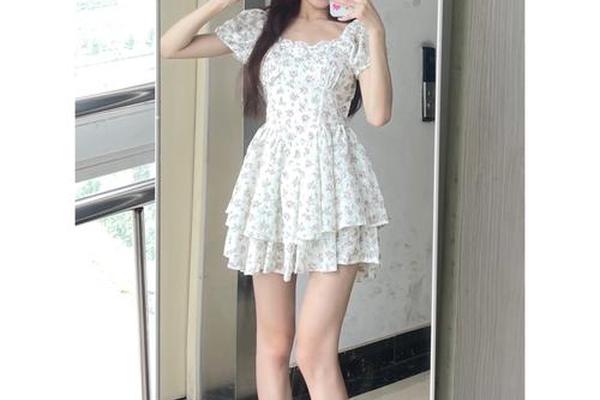 约会穿什么好看女生的衣服、和女生约会必备物品