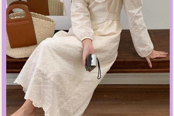 圆脸女生穿什么衣服好看图片 圆脸适合什么上衣
