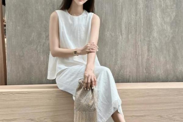 五十多岁怎么穿衣服好看,50岁穿什么衣服有气质