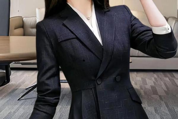 女生面试着装要求-面试穿什么衣服合适