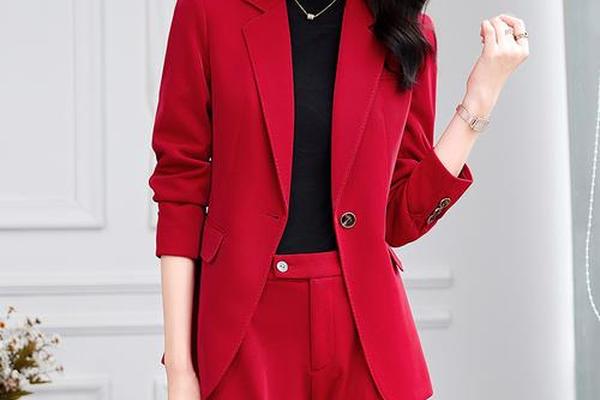 冬天女士正装一览表、女士天冷穿的正装图片