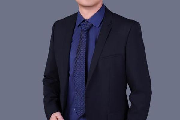 公务人员正装 公务员正装男照片