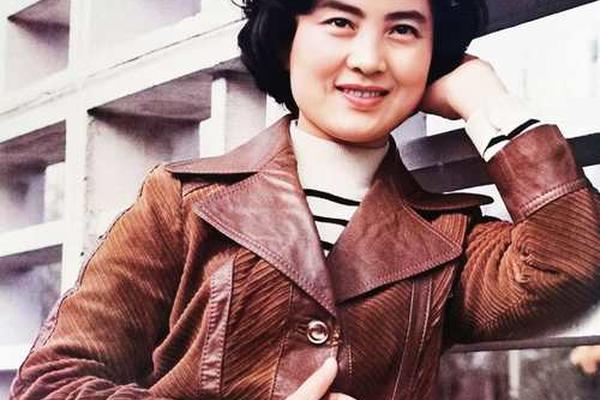 80年代穿什么(1970～1980年代历史)