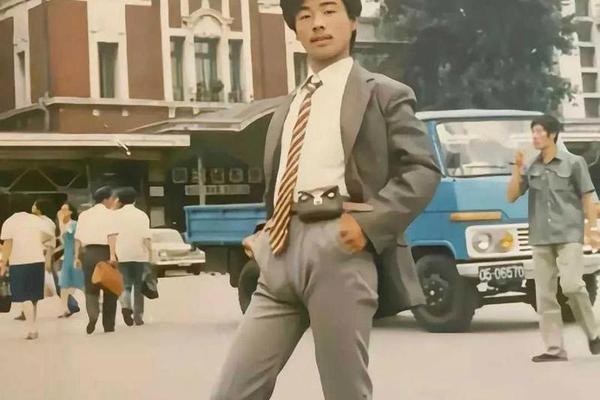 80年代男生穿搭 80年代的穿搭图片