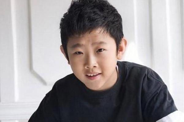 圆脸很可爱的男综艺明星,娃娃脸男生都很丑么